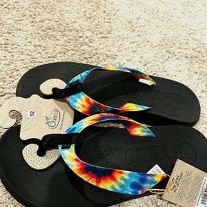 Chaco Chillos Flip Flop Sandals Tie Dye size 12